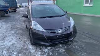 Обзор Honda Fit 1.3 FWD 2011 года