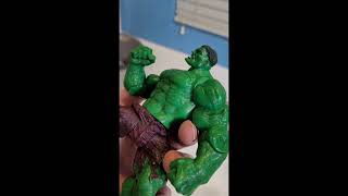 Marvel Comics Wolverine vs Hulk Diorama