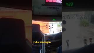 naik bus dlu kuy 😅