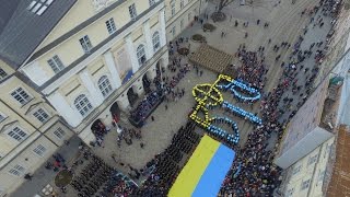 Спільне виконання гімну України