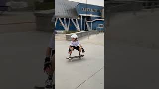 GUSTAVINHO KLAINA LANÇA ESSE ROCK SLIDE NO CT TARUMÃ. #shorts #shortsvideo  #skateboarding #skate