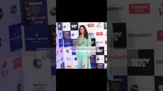 #aliabhatt look #stunning #greendress #awardfunction #beautiful #cute #actress #short #video #viral