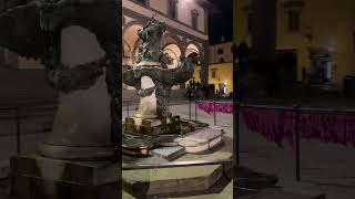 One Minute Tours: Florence, Italy. Piazza della Santissima Annunziata at 1 am.