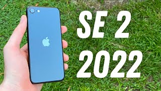 iPhone SE 2 in 2022 Review - Bare Bones!