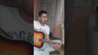 Turkmen Gitara Gozi Yasly Gyz