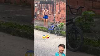 La bici😡 sorpresa😂 jugetonabroma de humor#viral#humor#reels🤣 #videos #comedia #pet#shorts