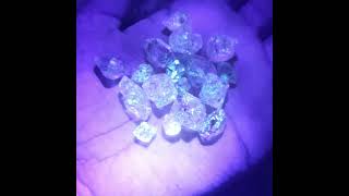 fluorescent diamond quartz