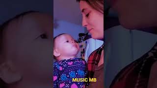 BABY MAKING FUN OF MOM #BABY #FUNNY #PRANK #trending #SHORTS #REELS #viral #viralvideo #follow