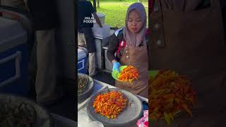 Nasi Ayam Pepes Macik Rina Madodong📍 Pasar Malam UUC