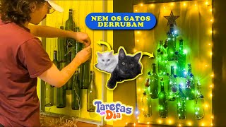 🎄🍾 Como eu fiz uma ÁRVORE DE NATAL com garrafas de vinho | Tarefas de Natal 2023