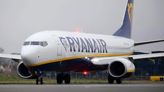 ✈ Ryanair Boeing 737-8AS Take off from London Southend Airport!