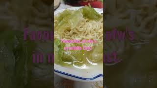 Indonesian noodles with cabbage favourite of ofws in middle East #yutubeshort#short#indonesian food.