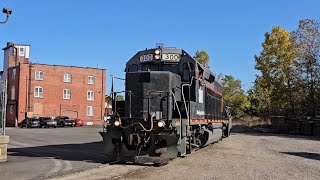 W&LE GP40-3 #300 & SD40-2 #6989 Medina local retrieves stone cars from Osborne Materials. 10-18-24