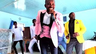 Antony kyalo ft stephen kasolo-ungama mwanyani live performance