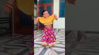 52 gaj ka daman | cute dance  by 2.5 years old Oorvi ☺️♥️