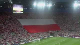 Euro 2012. Polska - Czechy, hymn i wielka biało-czerwona flaga!