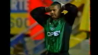 Bernard Lama, passe décisive à l'adversaire FC Sochaux PSG D1 1998/1999 Goalkeeper Football Fail