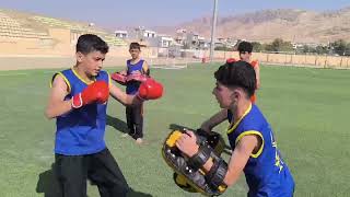 مەشق و ڕاهێنانەکانی  پەیمانگای هونەری بەرگری دەربەندیخان لەدەرەوەی هۆڵ