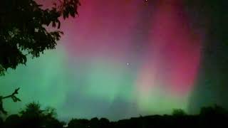 Bright Auroras Filmed Handheld with an iPhone (Warning, a Bit Wobbly)