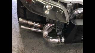 WizardWorks bumper exit exhaust setup first start up and revving.