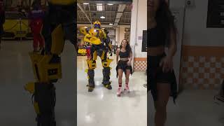 Dancei com o Bumblebee 🤩 #rollerskating #patinação #rollerskater #dancinha