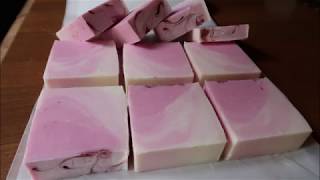 Making and Cutting Pink Ombre Cold Process Soap