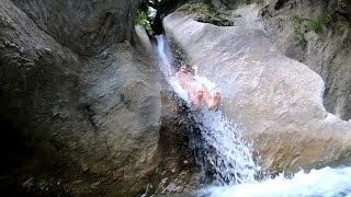 Canyoning a SERAVEZZA Pozzo della Madonna jump/slide