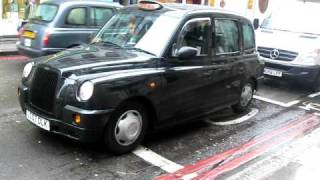 Professional Black Cab dangerously parks over Cyclist's Advance Stop Line