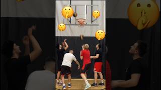 Всем прекрасным дамам посвящается🤭🤫#viral #shorts #basketball #баскетбол #девушка #мем #мемы #волк