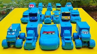 Clean up muddy minicar falling into the water & a convoys disney cars! Play in the garden