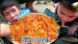 Tờ Ka Hờ | Thử Thách Ăn Một Nồi Mì Tôm Siêu "Cay",Siêu Ngon!!