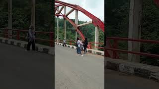 jembatan dengan view alam #shorts #familyvlog #jembatan #wisataalam #cinumpang