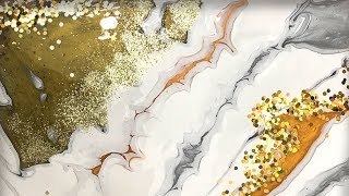 Acrylic Pour Technique Using Glitter