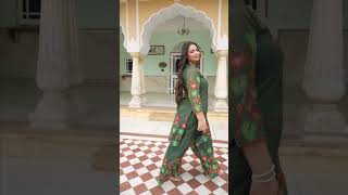 THE MOR MUKUT BOTTLE GREEN TISSUE SILK PICHWAI PRINTED CO-ORD SET | MEERAS | TPSS | TYOHAR EDIT