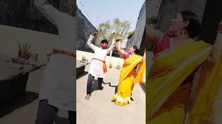 Rang leke khelte gulala leke khelte #happyholi #holispecial #trendingshorts #newvideo #danceshorts