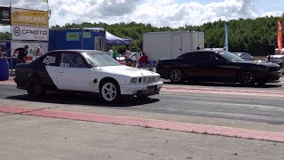 Dodge Challenger SRT 392 vs BMW 525i E34 Coupe 3.0TN 1/4 mile drag race