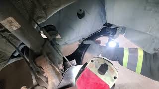 Kia Sorento / Hyundai Santa Fe Control Arm Replacement. Bad Ball Joint.