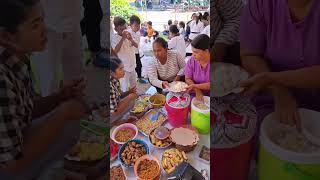 makan nasi kuning#shortsvideo#shortsfeed