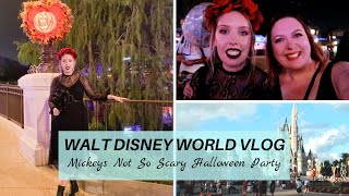 WALT DISNEY WORLD VLOG | MAGIC KINGDOM | MICKEYS NOT SO SCARY HALLOWEEN PARTY | ELLE AND MIMI