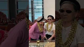 Đúng Là Chị Em Nhà 2 Cụ Như Nhau#funny #trending #tony #tonyvabu #shortsvideo #shorts #funny