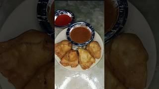 Indian Street Food | Samosa | #food #foodismood #shorts #samosa