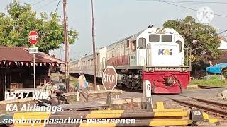 hunting kereta edisi acak di tumur.Nemu loko depo induk THB dan masinis memakai kaca mata hitam