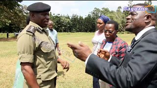 POLISI E MUKONO ELEMESEZA BOBI WINE OKUKUBA OLUKUNGANA MU PAAKA YA TAXI