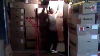 Dumbass Loading FedEx