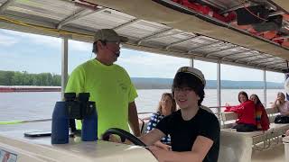 TOURING THE UPPER MISSISSIPPI RIVER