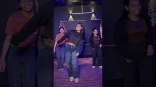 Anvayi anvayi lutgeya #shorts #youtubeshorts #ytshorts #dance #dnbsilchar #bollywood