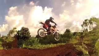 Wallis moto cross