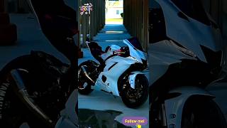 The Yamaha YZF-R6 is a sport bike 🏍️🌹  #bikerider #status #yamahar15 #harleydavidson #shortvideo