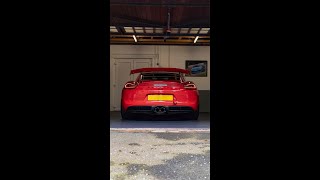 🔥🔥 Porsche GT4 fitted with Wireless Apple Carplay & Android Auto