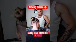 Chłopak Próbuje Poderwać Tatuatorkę 🙈